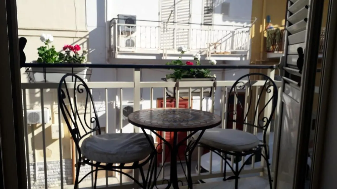 Casa Vacanze Chiara Terrasini Italy